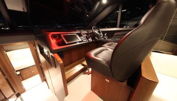 PRINCESS 52
