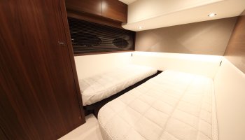 PRINCESS 52