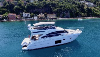 PRINCESS 52