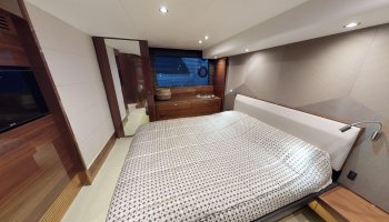 PRINCESS 52