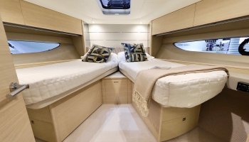 PRINCESS  V50 
