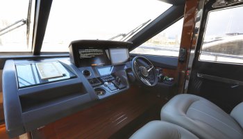 PRINCESS 68