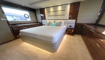 PRINCESS 68