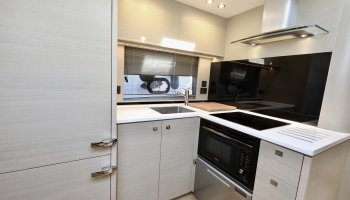 PRINCESS V50