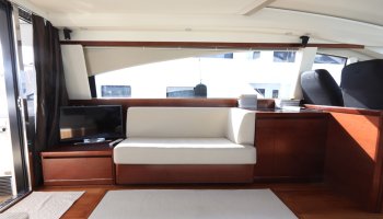 PRINCESS V70