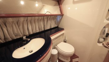AZIMUT 62