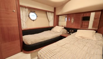 AZIMUT 62