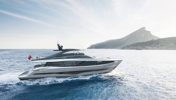 PRINCESS Y95 Nouveau/New Model