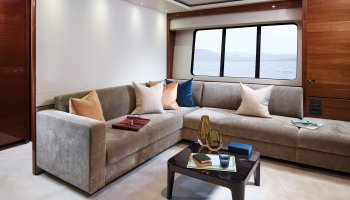 PRINCESS 35M