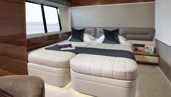PRINCESS 35M