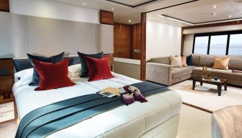 PRINCESS 35M