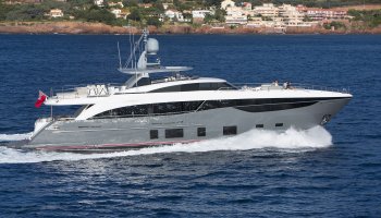 PRINCESS 35M