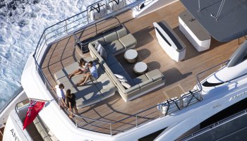 PRINCESS 35M