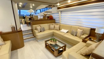 FERRETTI 681