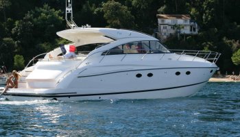 PRINCESS V53