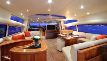 SUNSEEKER 82 Predator