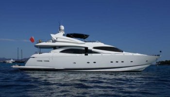 SUNSEEKER 90 Yacht