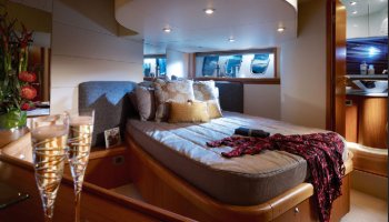 SUNSEEKER 52 Predator