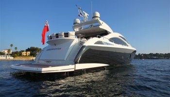 SUNSEEKER Predator 84