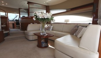 PRINCESS 67