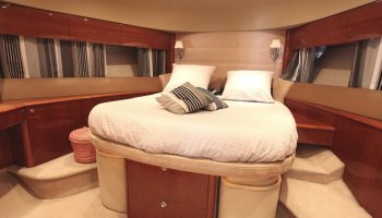 PRINCESS 67
