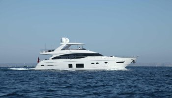PRINCESS 82MY