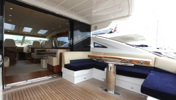 PRINCESS V70