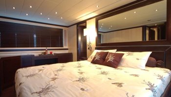OVERMARINE 92 Mangusta