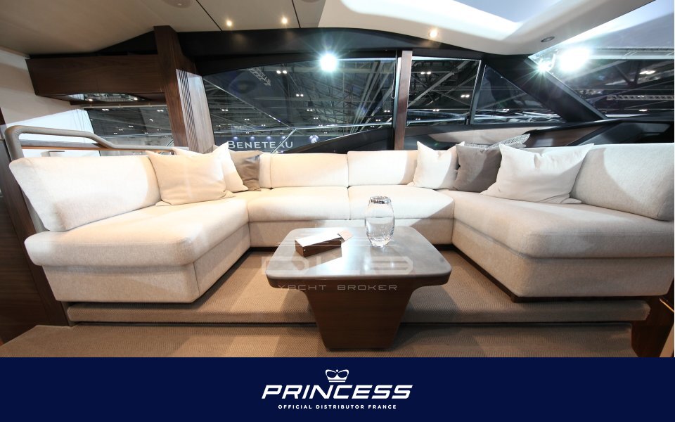 PRINCESS S62