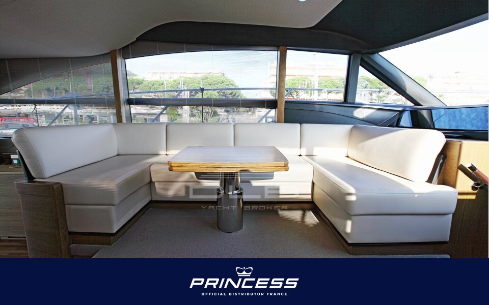 PRINCESS  52