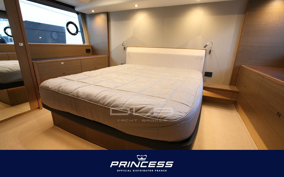 PRINCESS  52