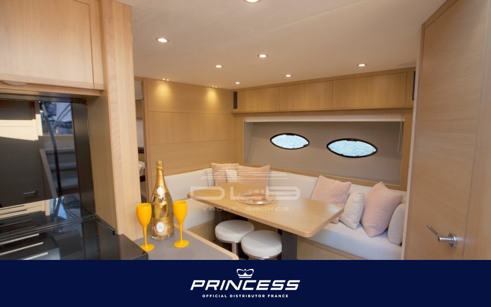 PRINCESS V62 S