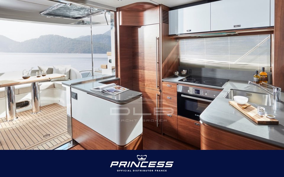PRINCESS F55 