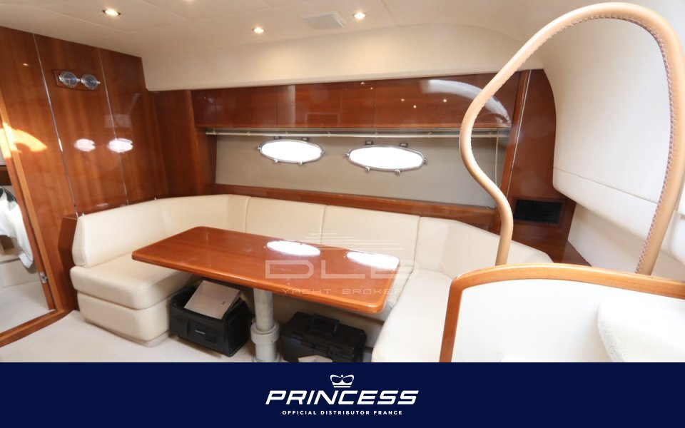 PRINCESS V45