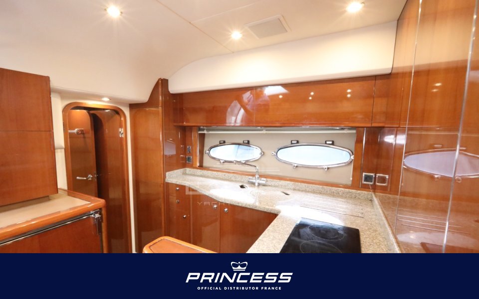 PRINCESS V45