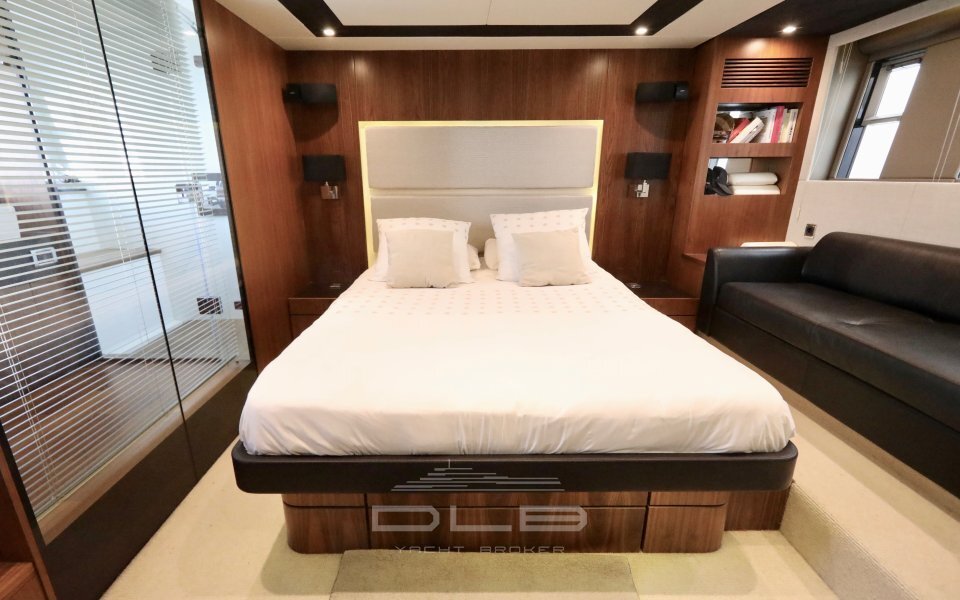 FAIRLINE  65 Squadron 
