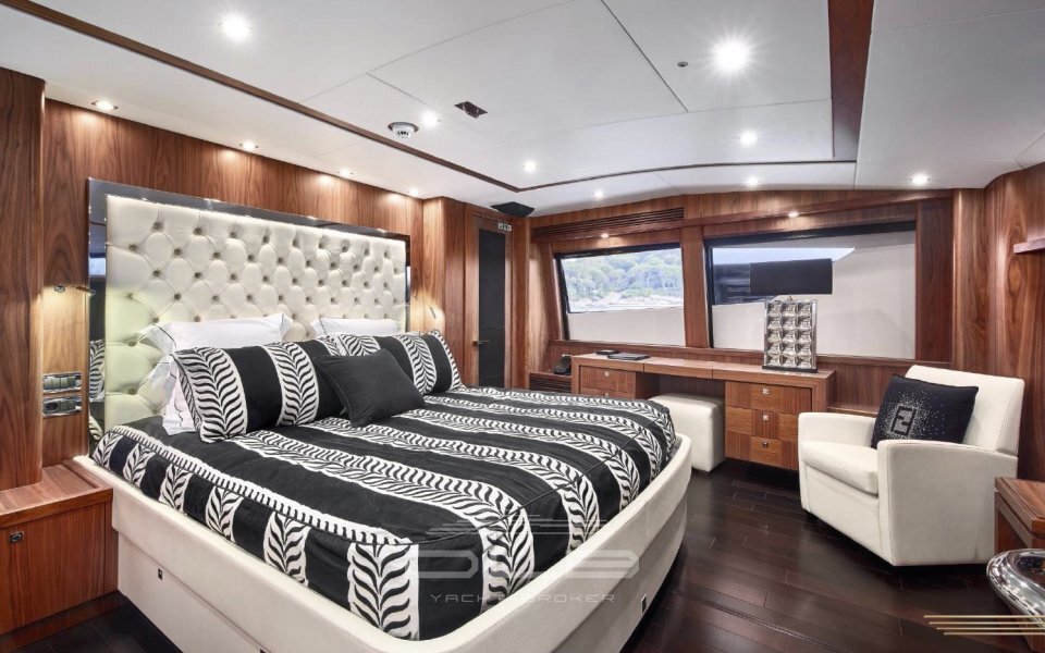 SUNSEEKER 34M
