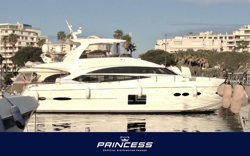PRINCESS 72 