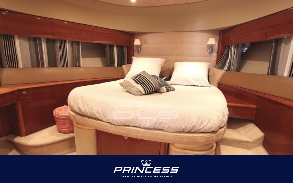 PRINCESS 67