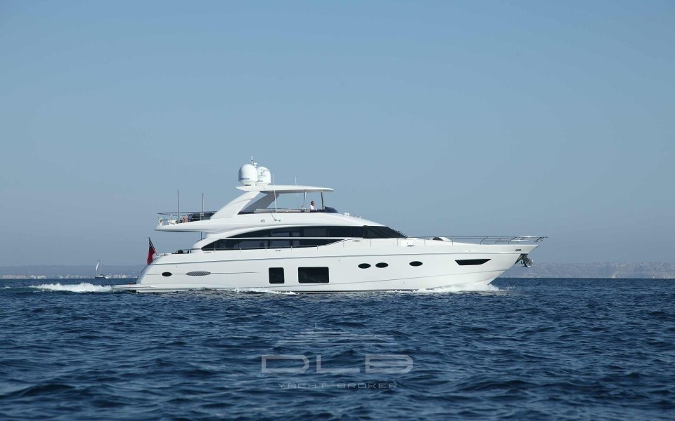 PRINCESS 82MY