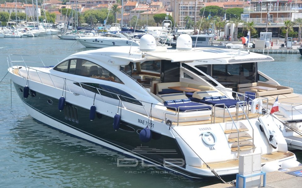 PRINCESS V70