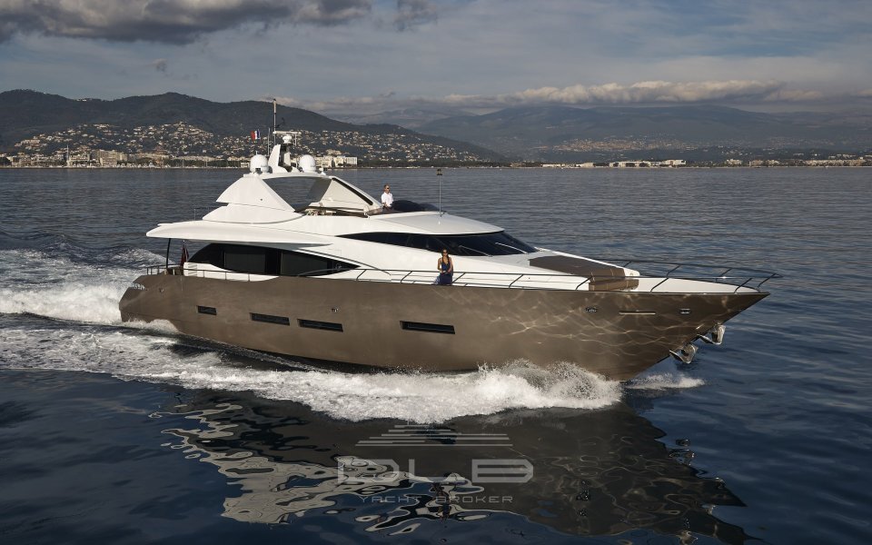 PERI YACHTS 28M